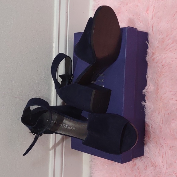 Stuart Weitzman shoes - Picture 3 of 10